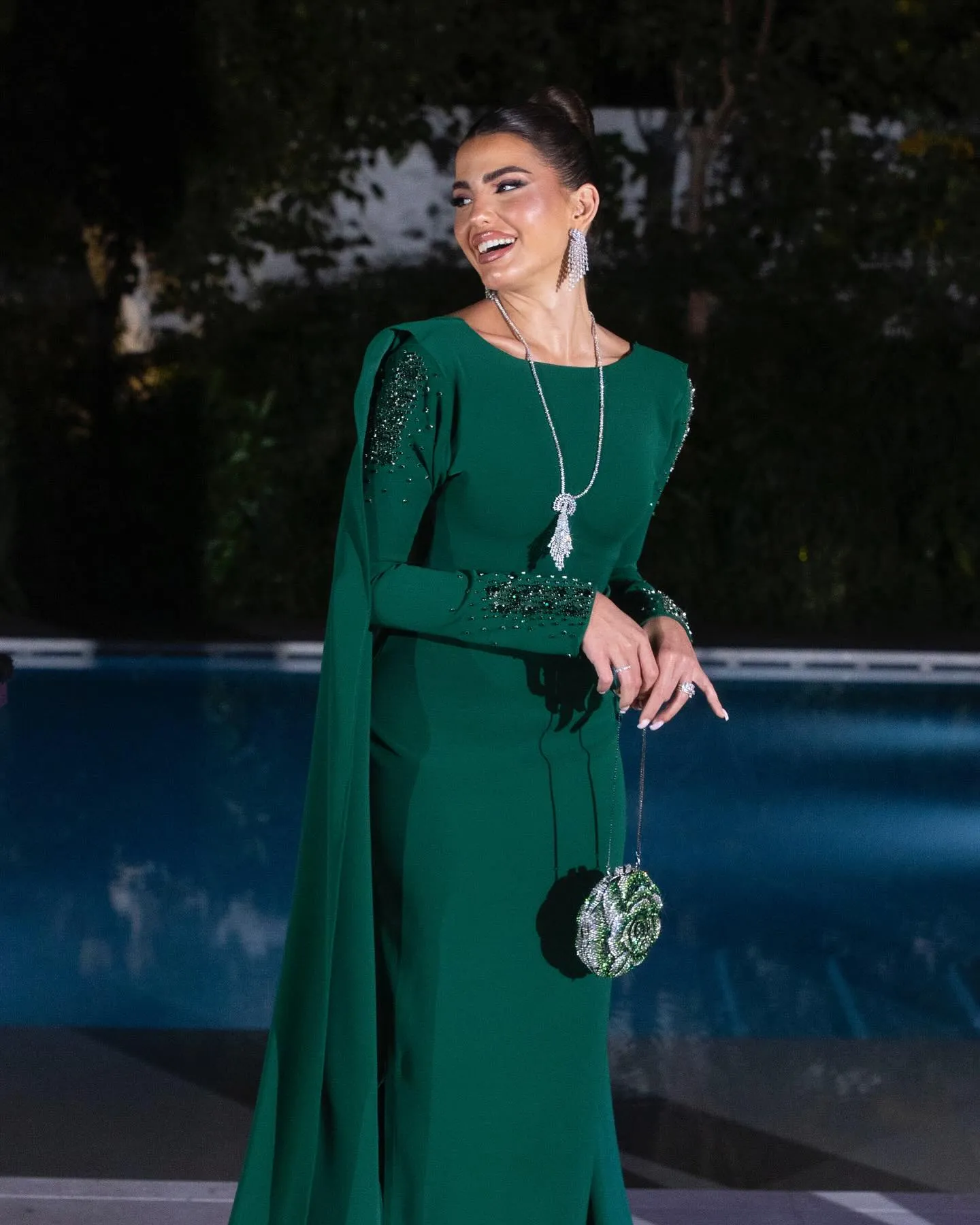 Elegant Green Long Sleeve Evening Dress with Cape SF464