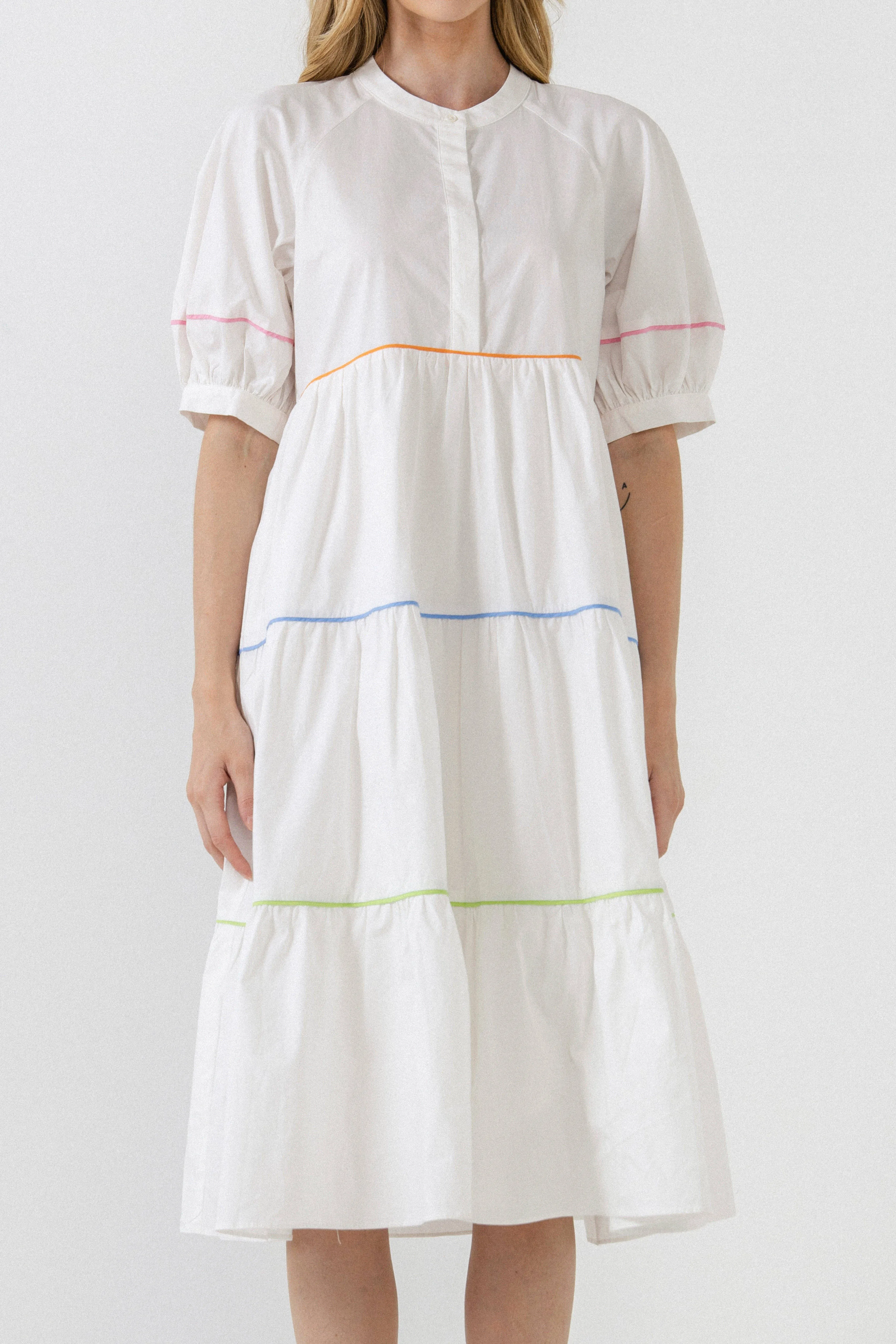 Short Puff Sleeve Dress Piping Detail